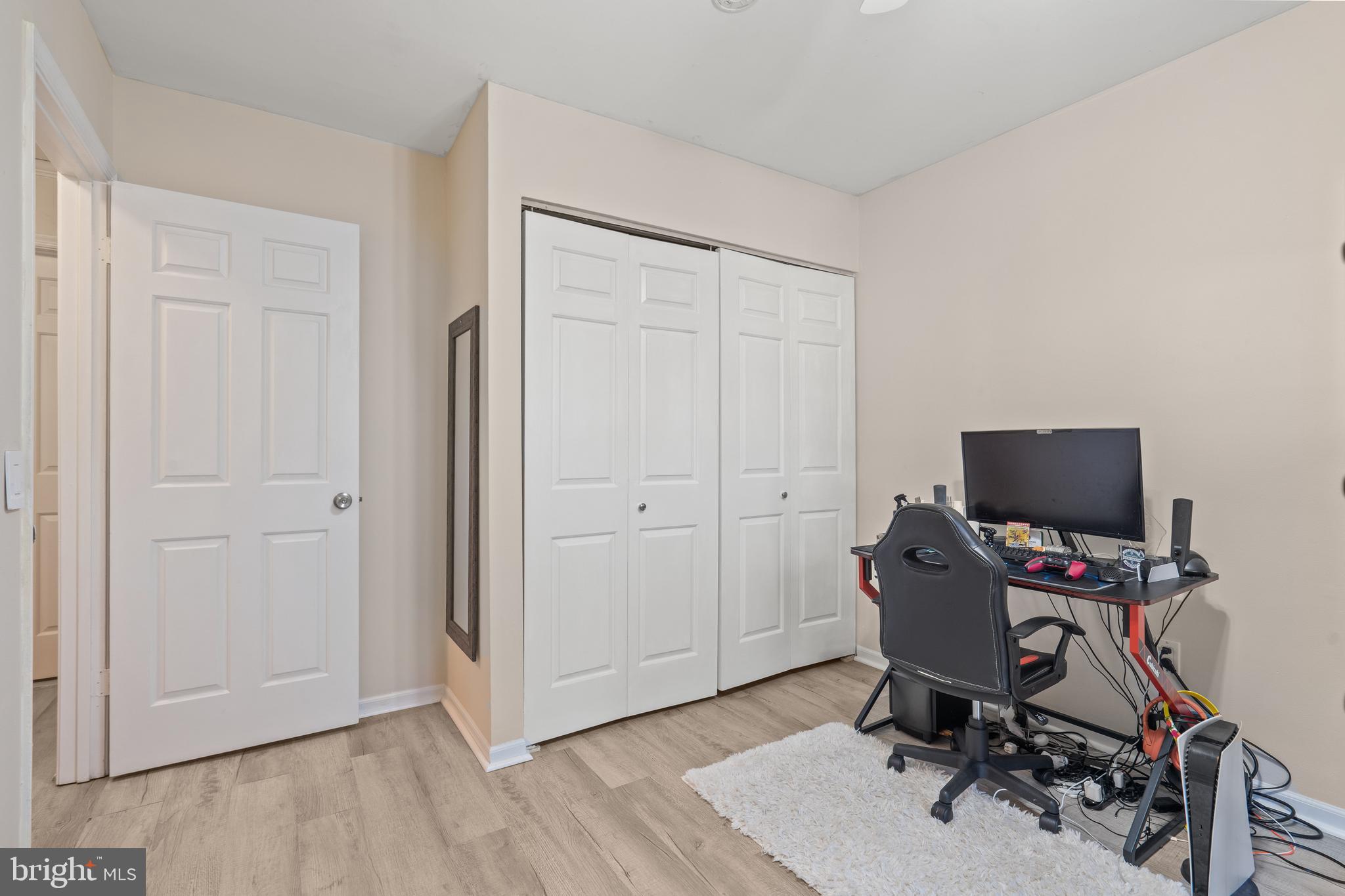 BURKE CENTRE - Residential Lease