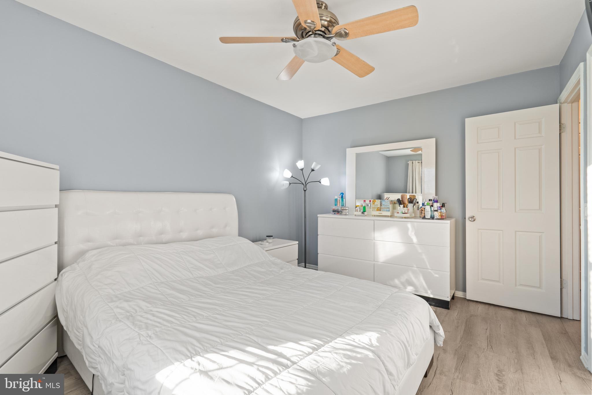 BURKE CENTRE - Residential Lease