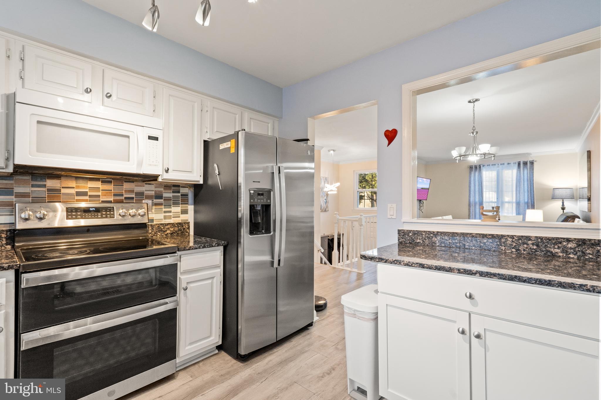 BURKE CENTRE - Residential Lease