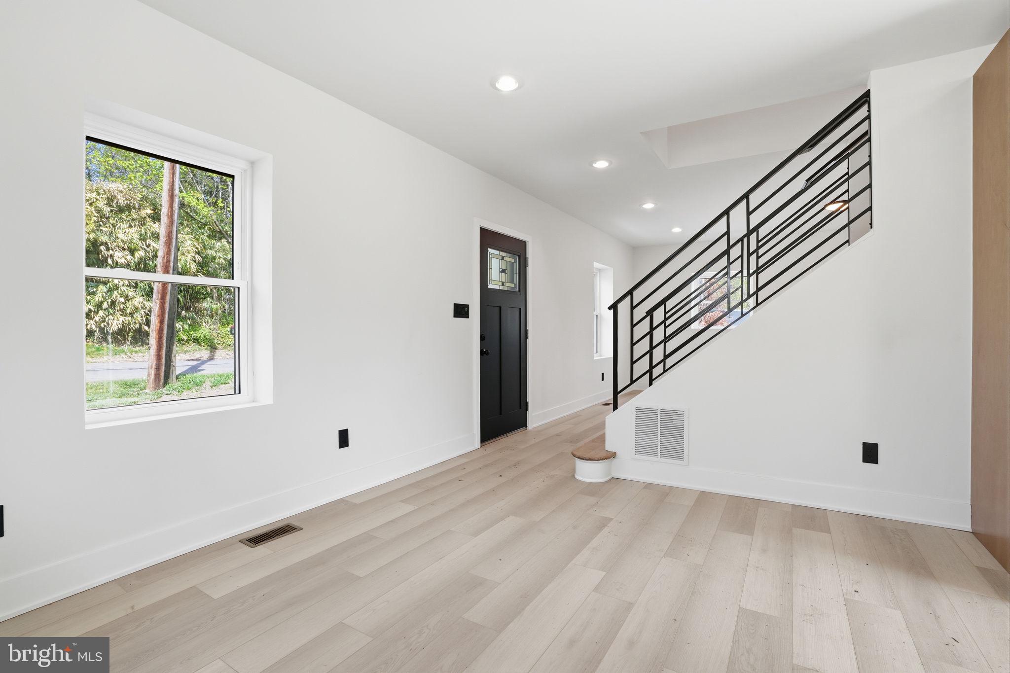 FEASTERVILLE - Residential