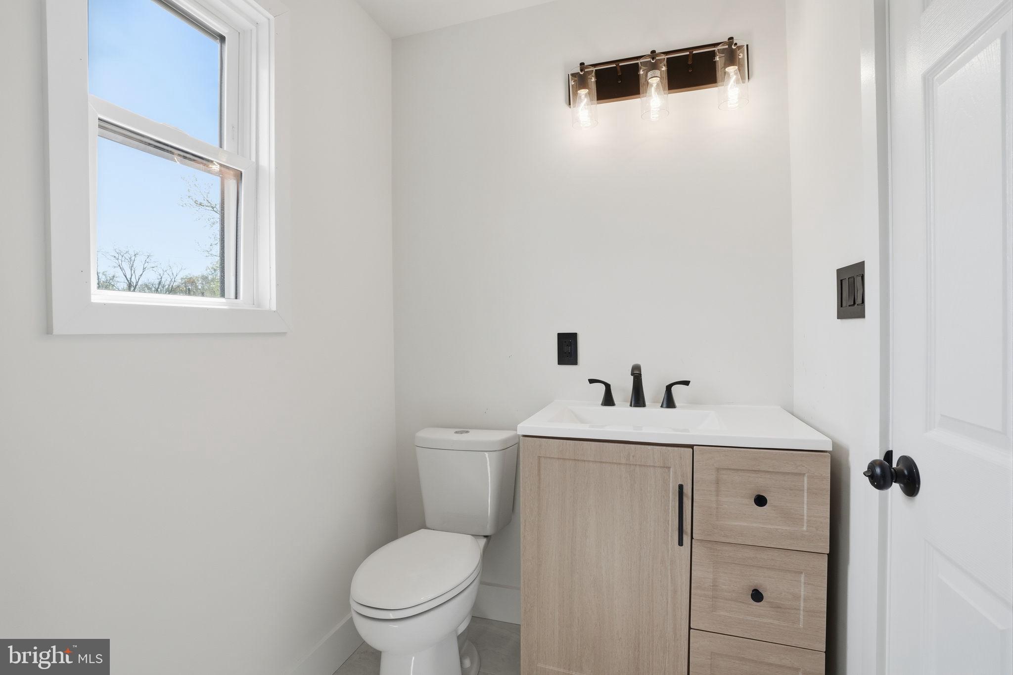 FEASTERVILLE - Residential