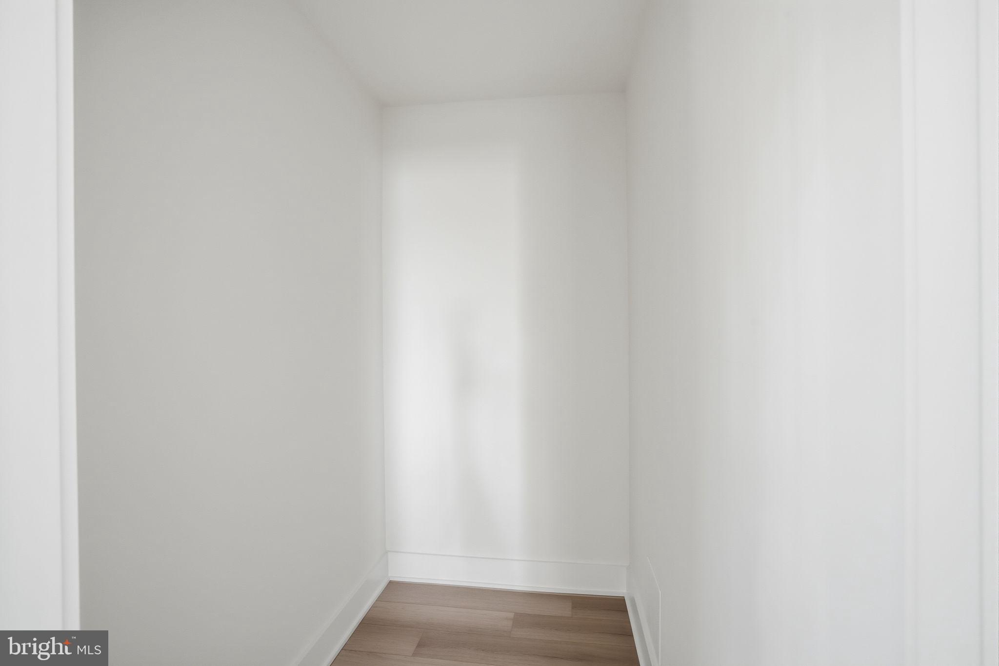 FEASTERVILLE - Residential