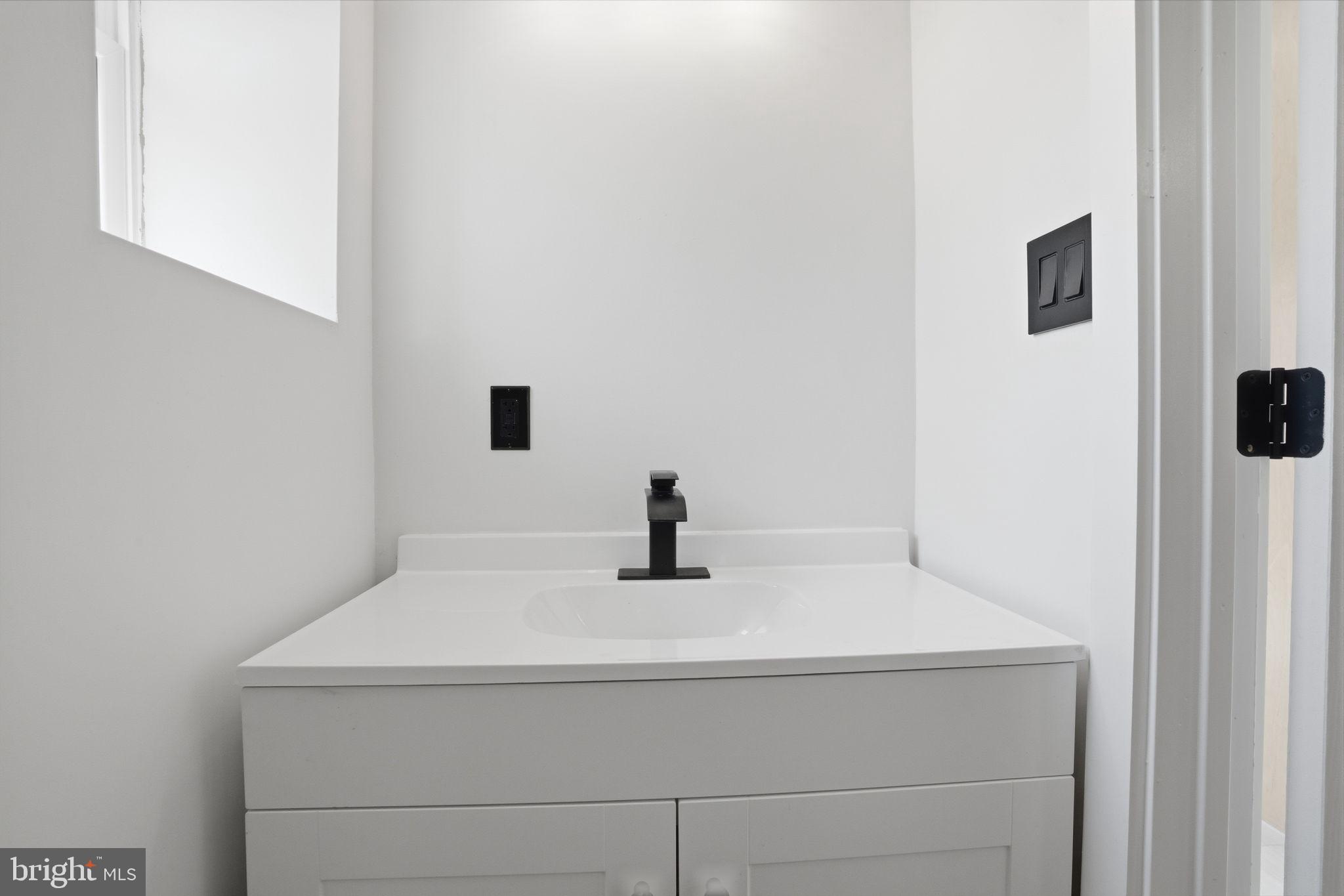 FEASTERVILLE - Residential