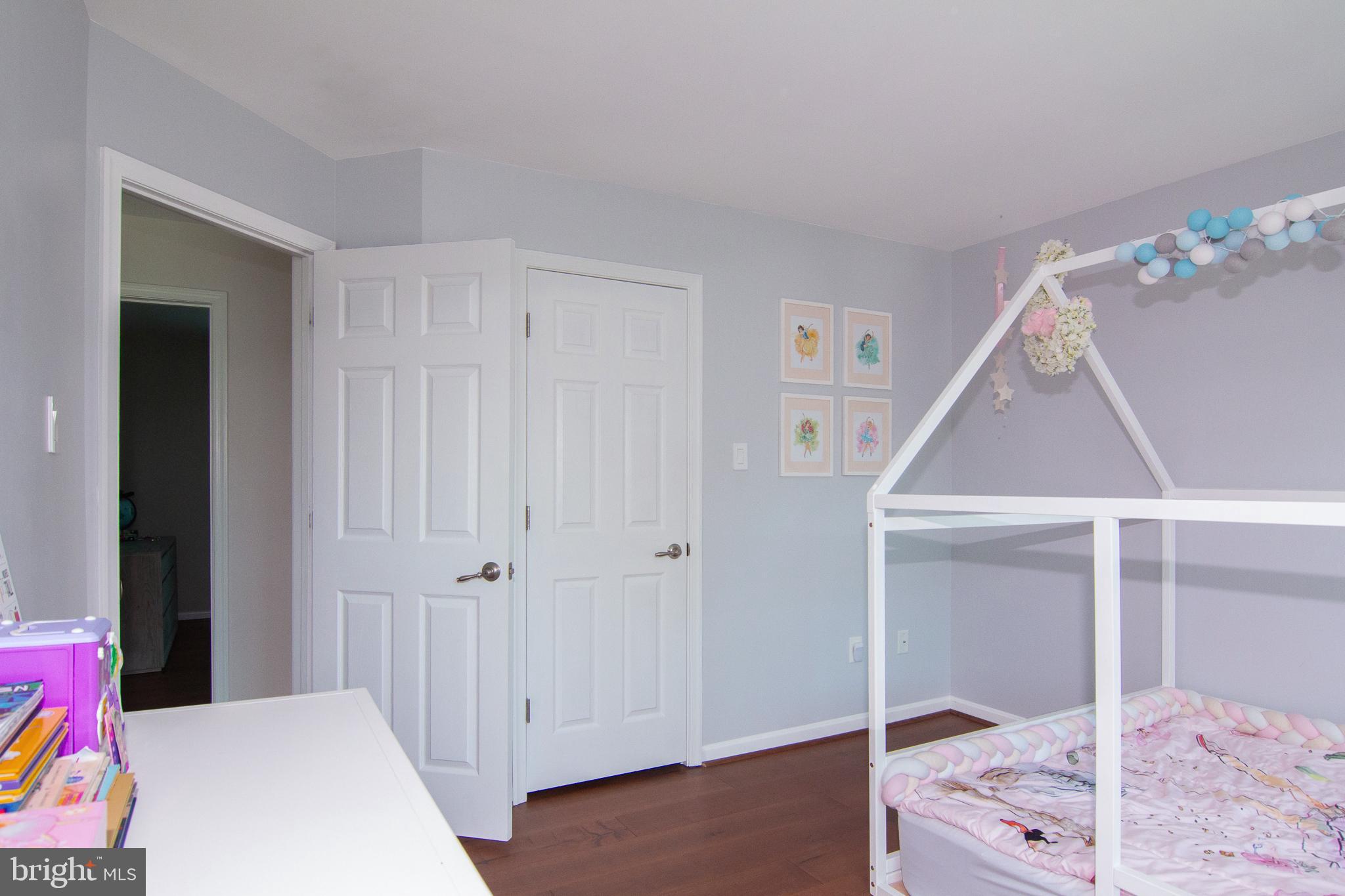 WOODSYDE ESTATES - Residential