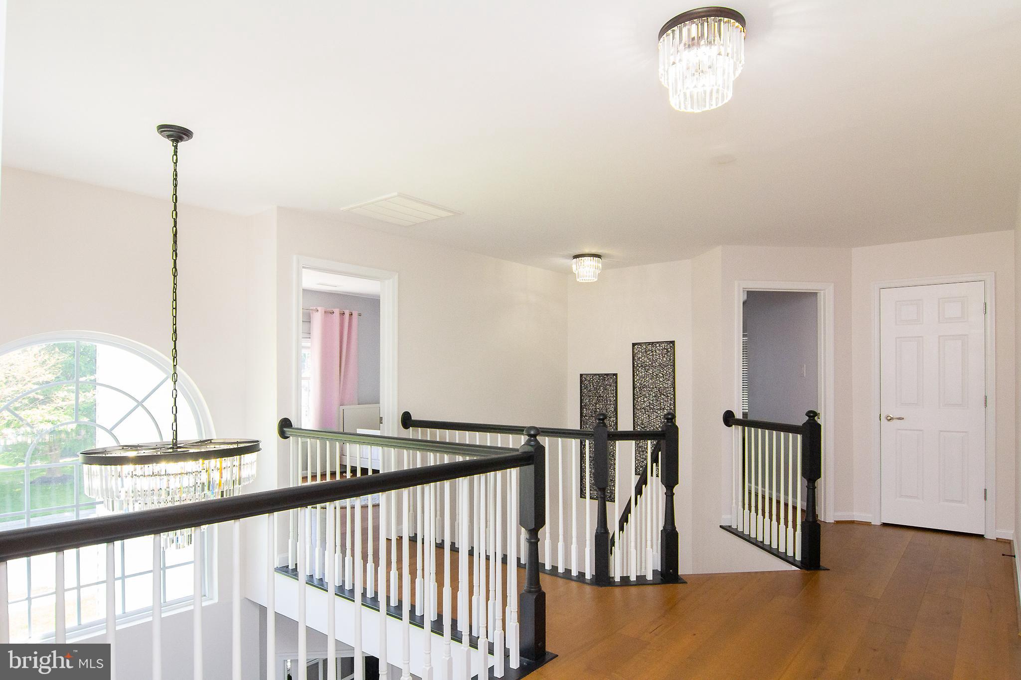 WOODSYDE ESTATES - Residential