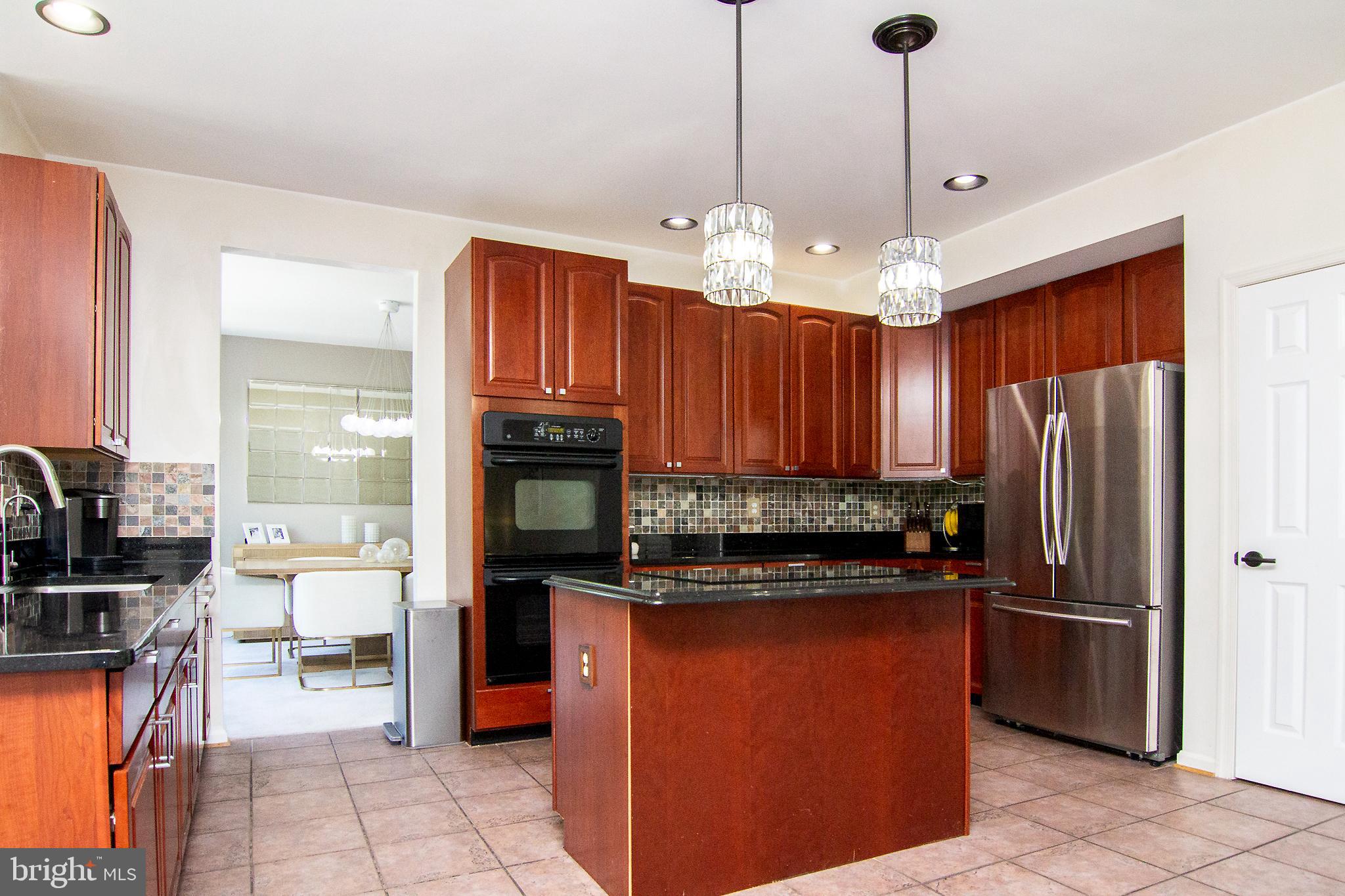 WOODSYDE ESTATES - Residential