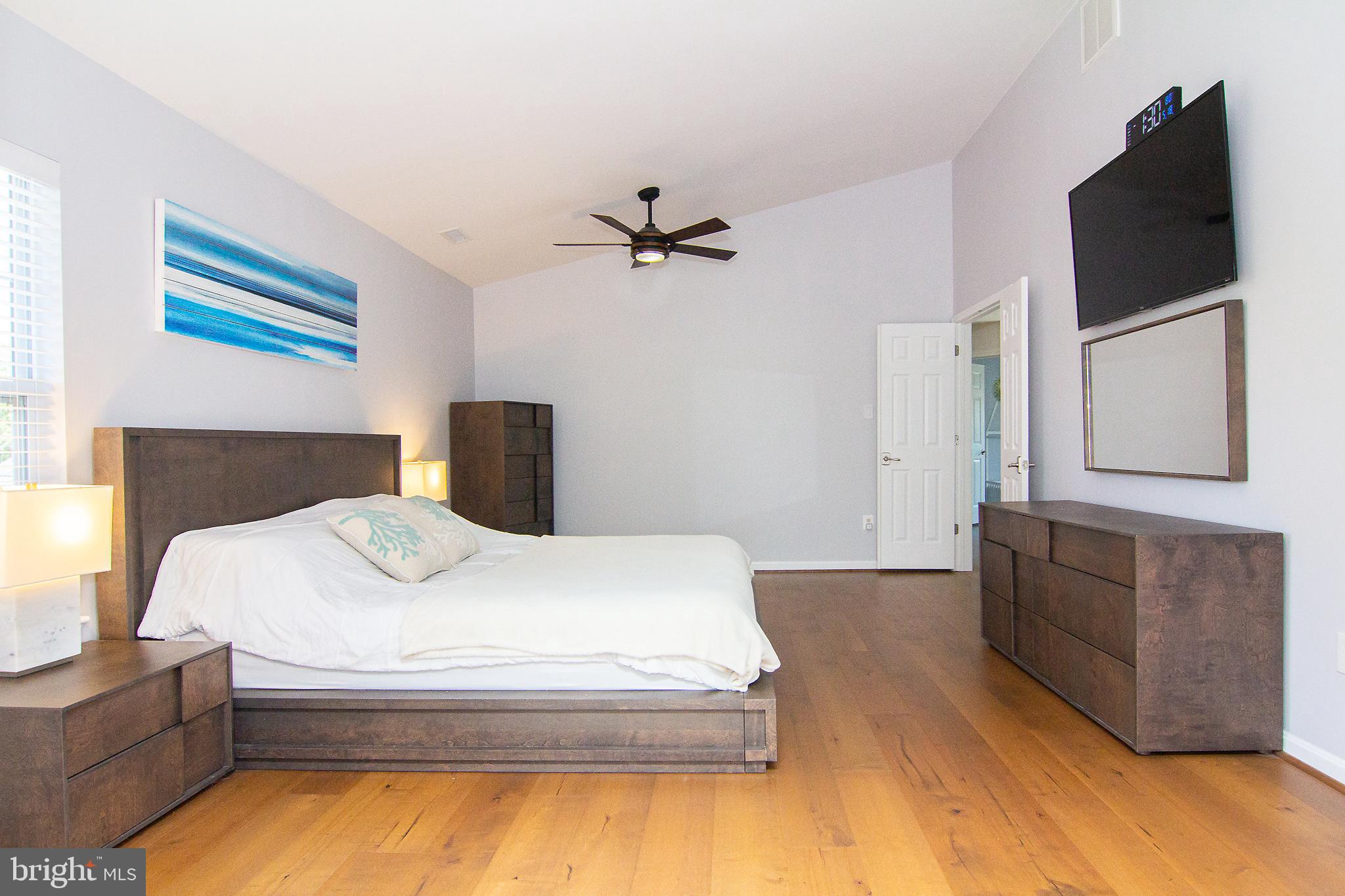 WOODSYDE ESTATES - Residential