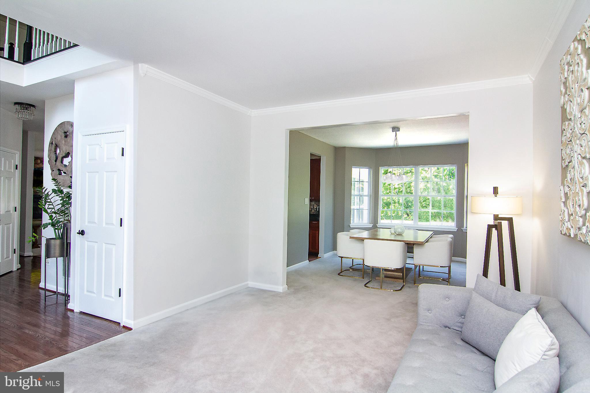 WOODSYDE ESTATES - Residential