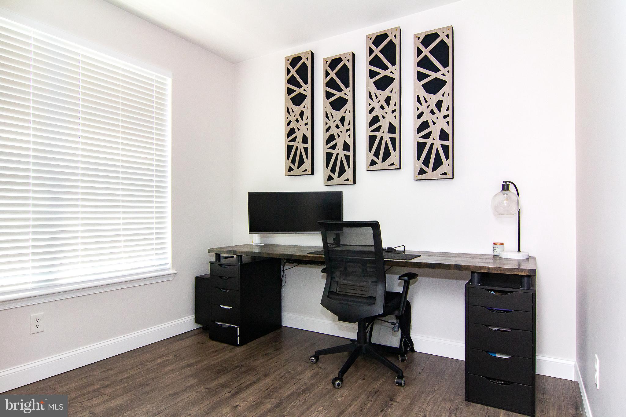 WOODSYDE ESTATES - Residential