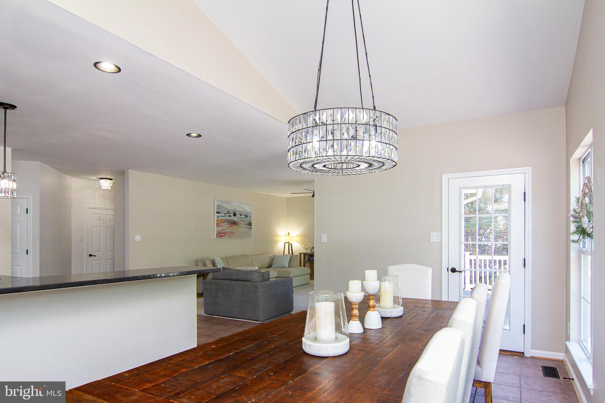 WOODSYDE ESTATES - Residential