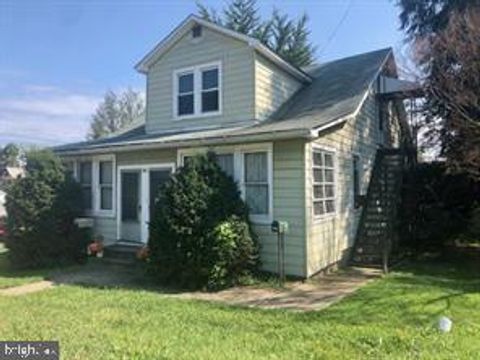 Photo of 35 Third Avenue #C, HALETHORPE, MD 21227 (MLS # MDBC2139886)