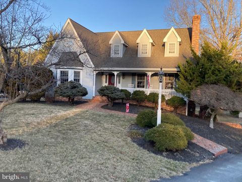 36 SPRING COURT WAYNESBORO VA 22980