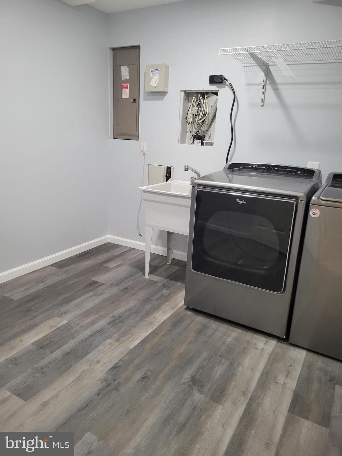 PERRY HALL FARMS - Residential Lease