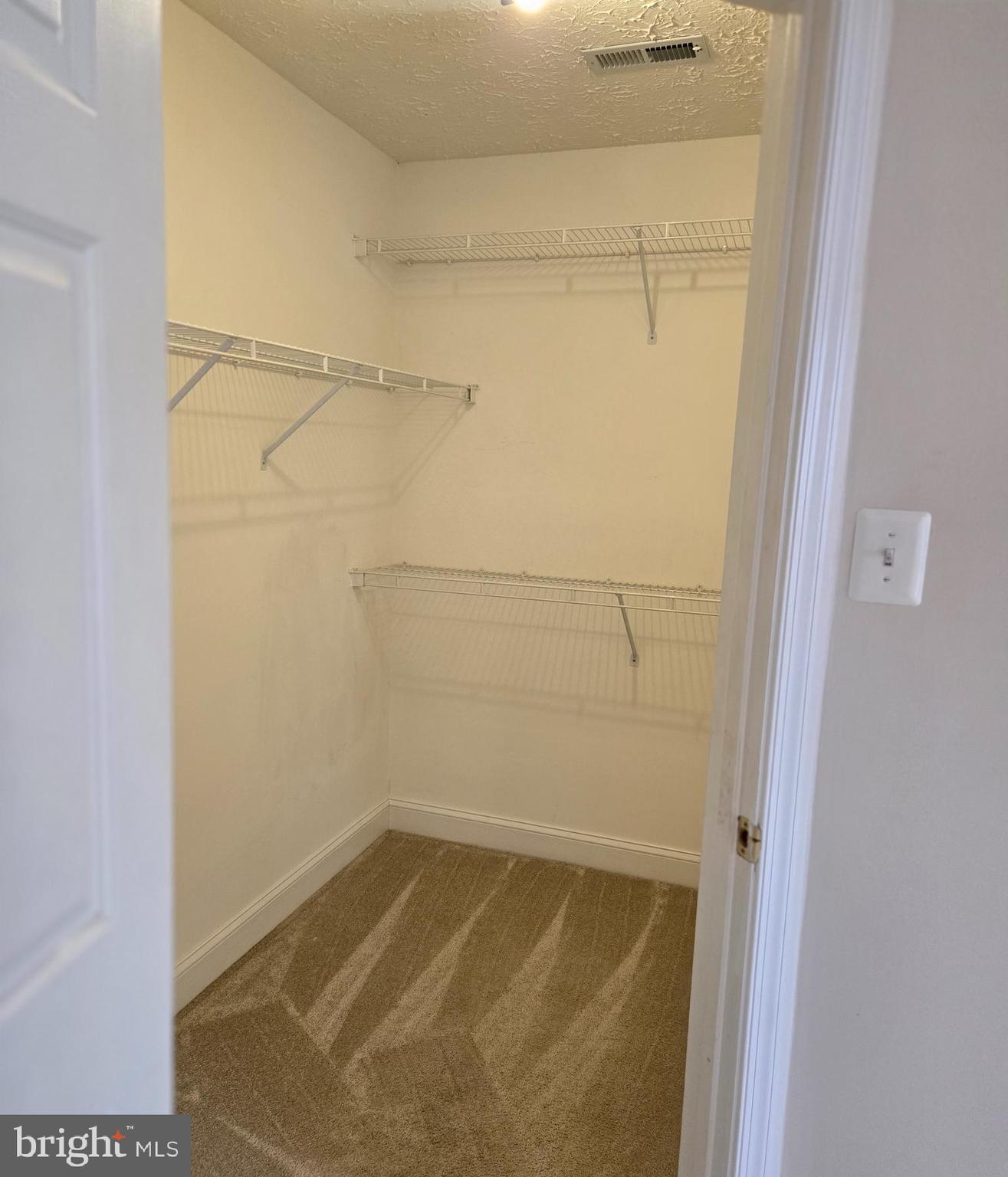 PERRY HALL FARMS - Residential Lease