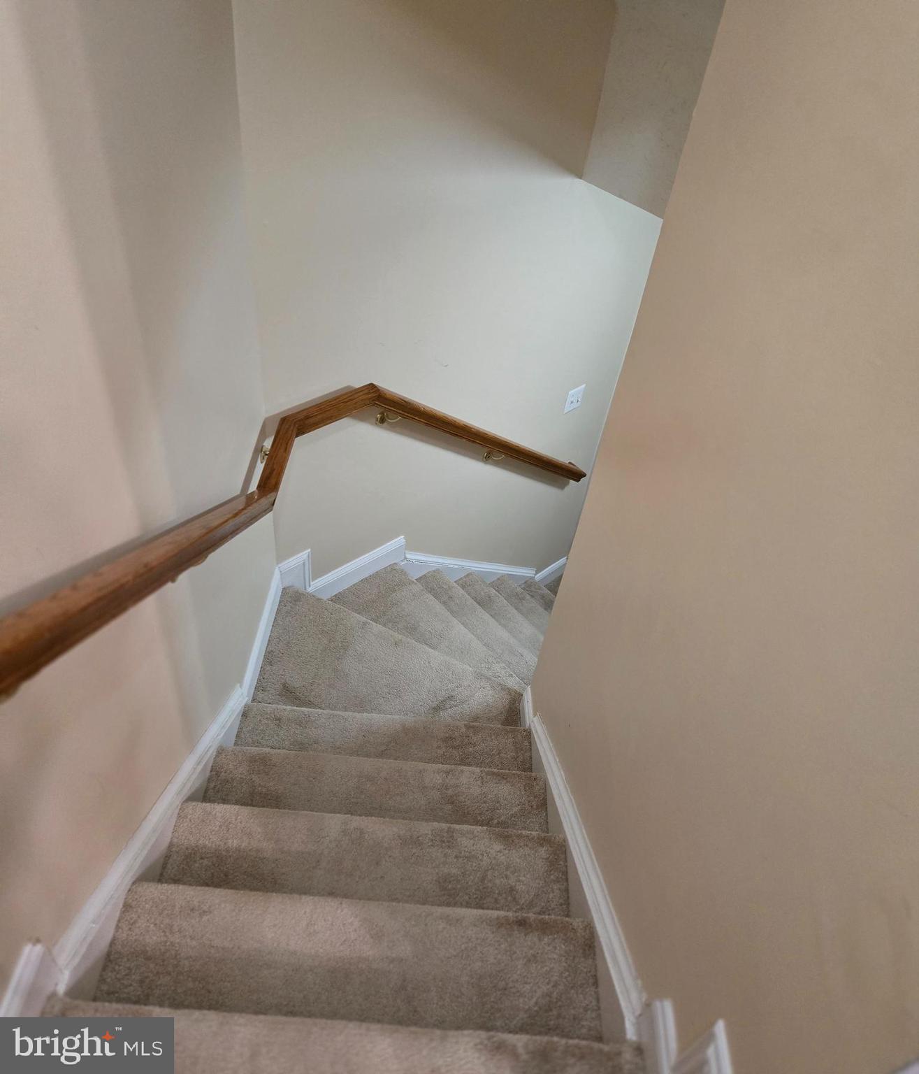 PERRY HALL FARMS - Residential Lease