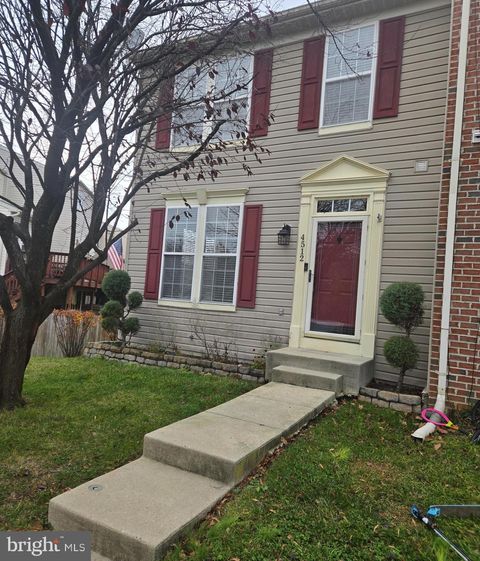 4512 WARM STONE CIRCLE PERRY HALL MD 21128