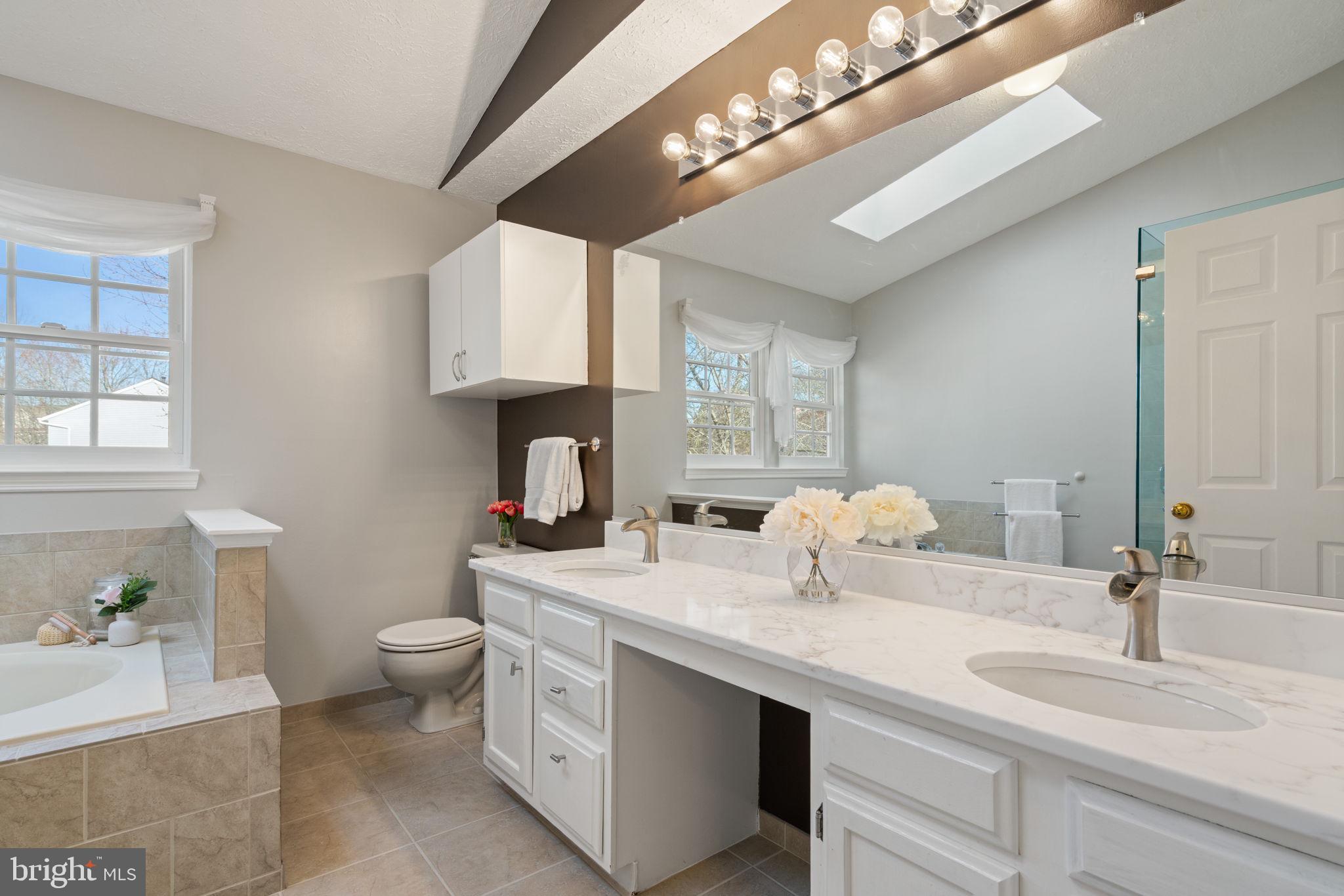 SHERMAN MEADOWS - Residential