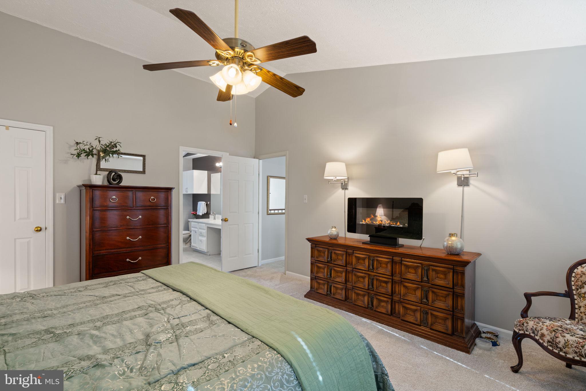 SHERMAN MEADOWS - Residential