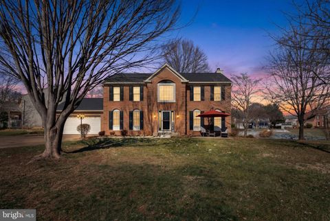 Photo of 8510 Clearridge Lane, MANASSAS, VA 20110 (MLS # VAMN2010724)