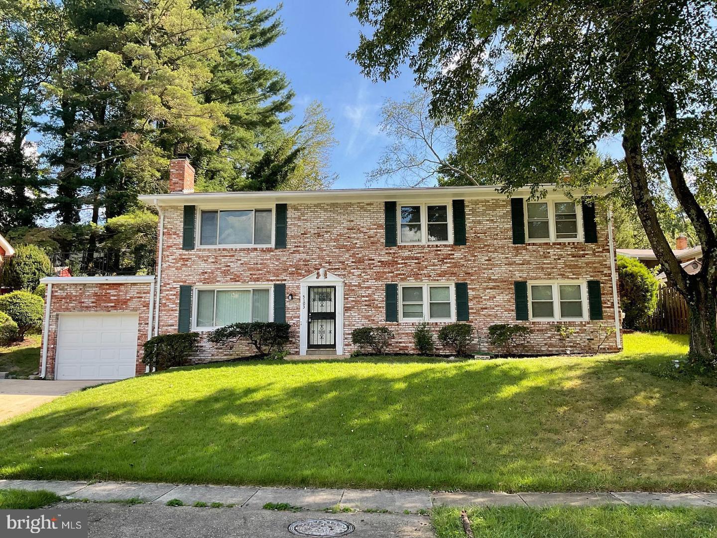 CAMP SPRINGS - Residential