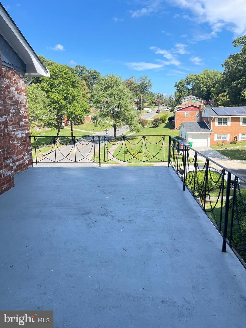 CAMP SPRINGS - Residential