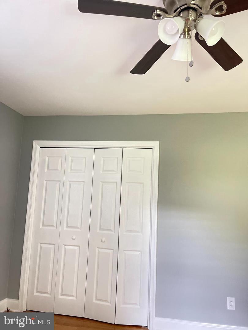 CAMP SPRINGS - Residential