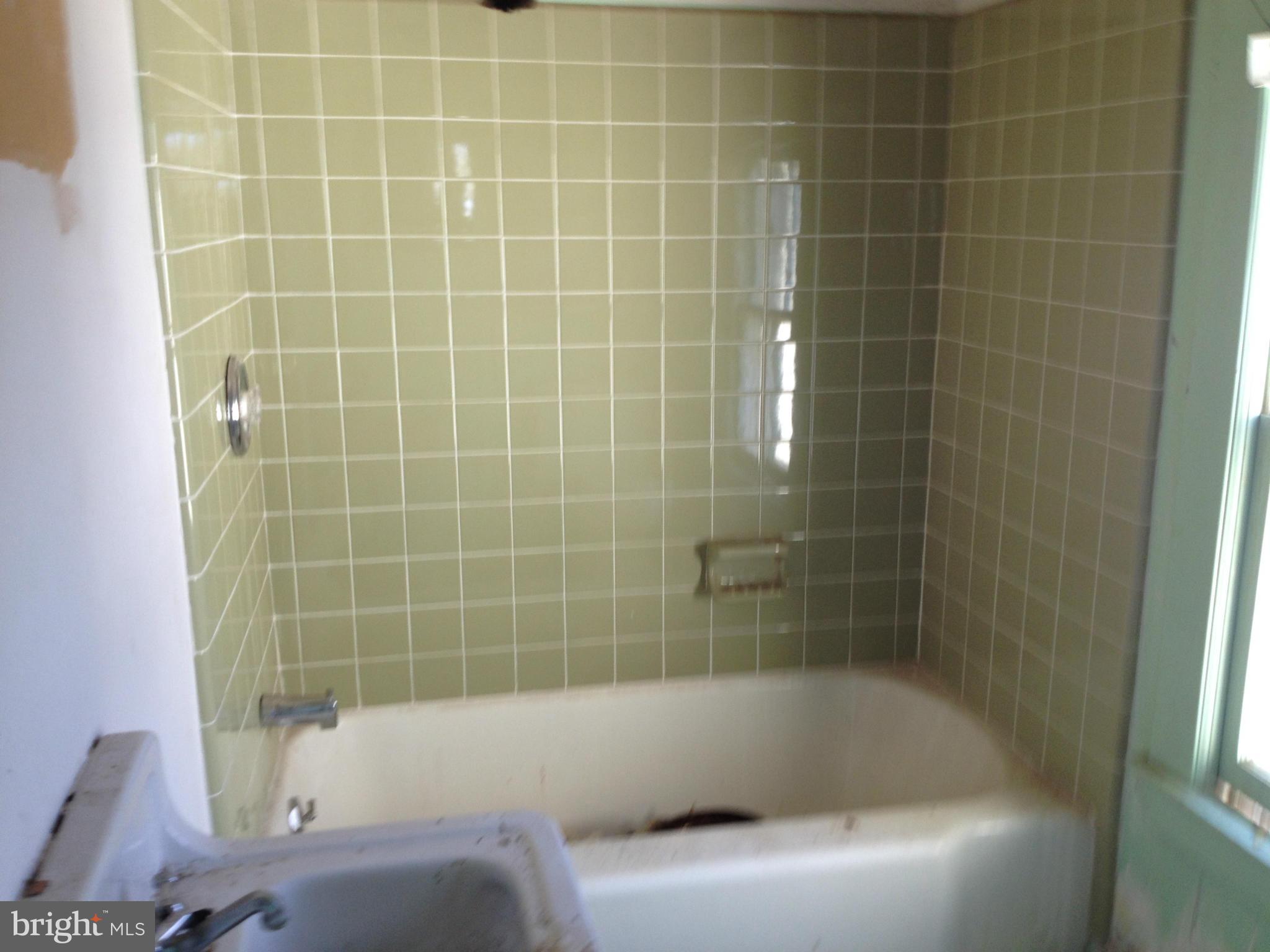 THOMAS DIVISION - Residential