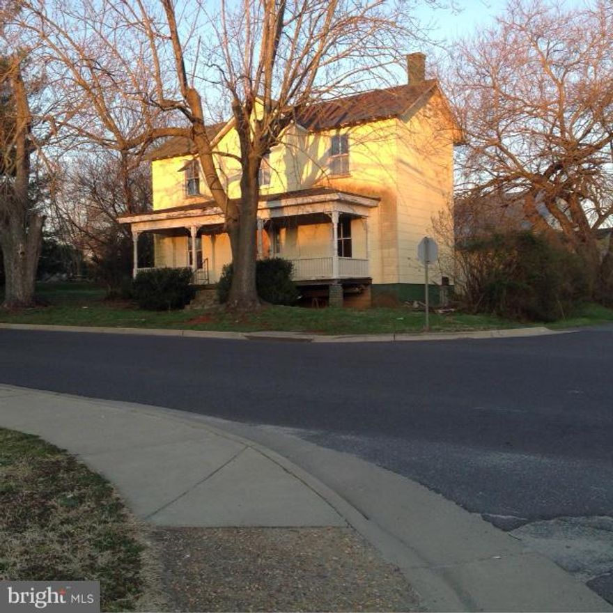 This 3 bedroom home is situated on a large corner lot with plenty of space for your garden. Great location, within walking distance to Yowell Meadow Park & Historic Downtown Culpeper's fabulous dining & shopping.  The home has the potential to be renovated to highlight features that include a huge front porch, spacious bedrooms, woodwork & hardwood floors.