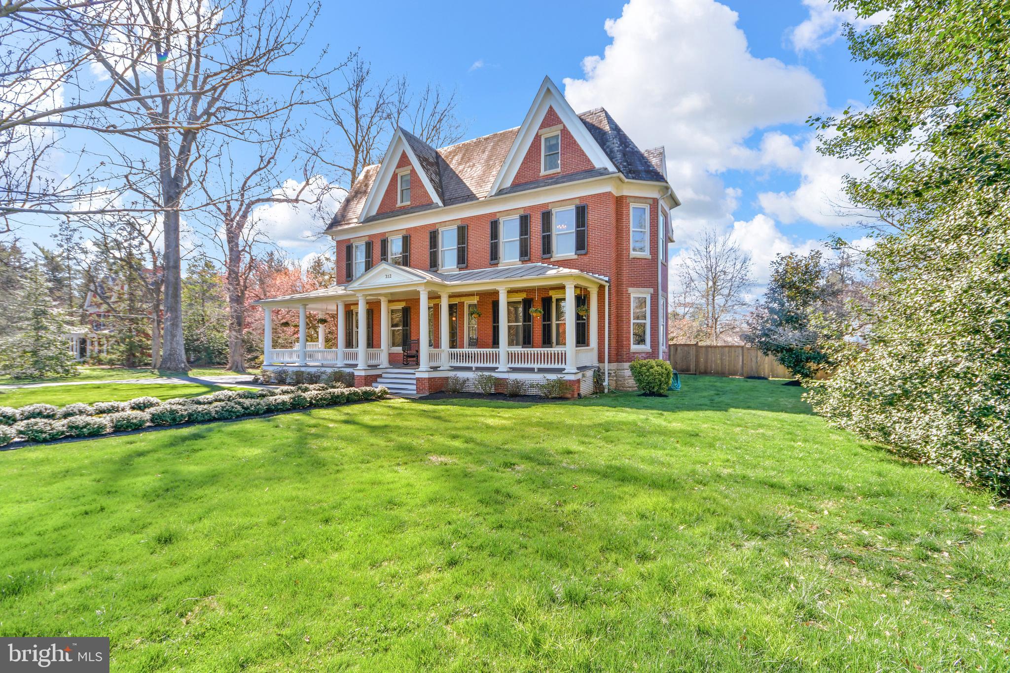 MIDDLETOWN HISTORIC DISCTRICT - Residential