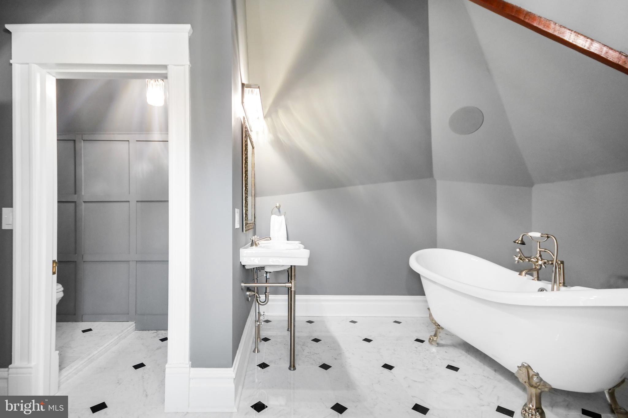 MIDDLETOWN HISTORIC DISCTRICT - Residential