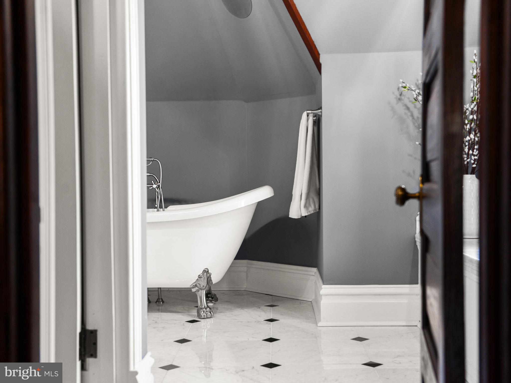 MIDDLETOWN HISTORIC DISCTRICT - Residential