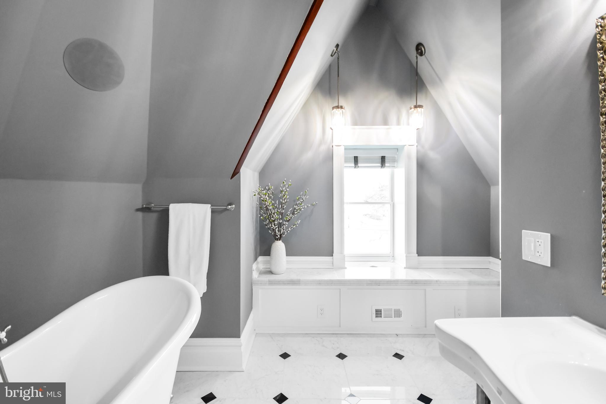 MIDDLETOWN HISTORIC DISCTRICT - Residential