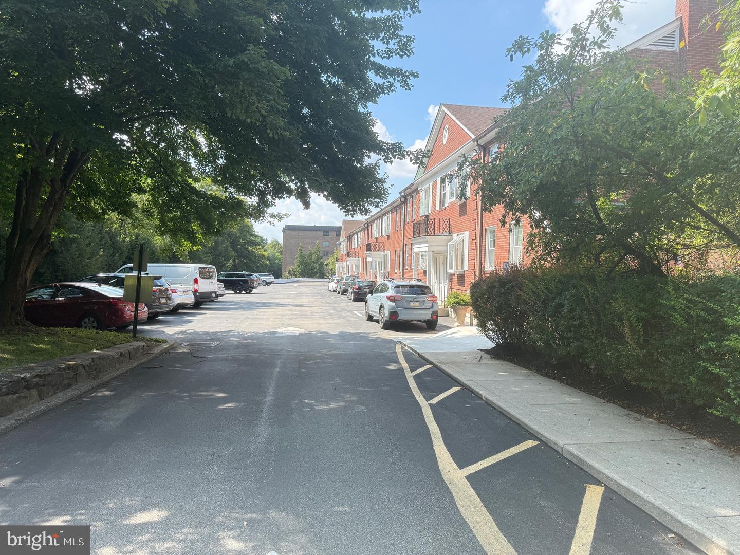 MAYFLOWER SQUARE - Residential Lease