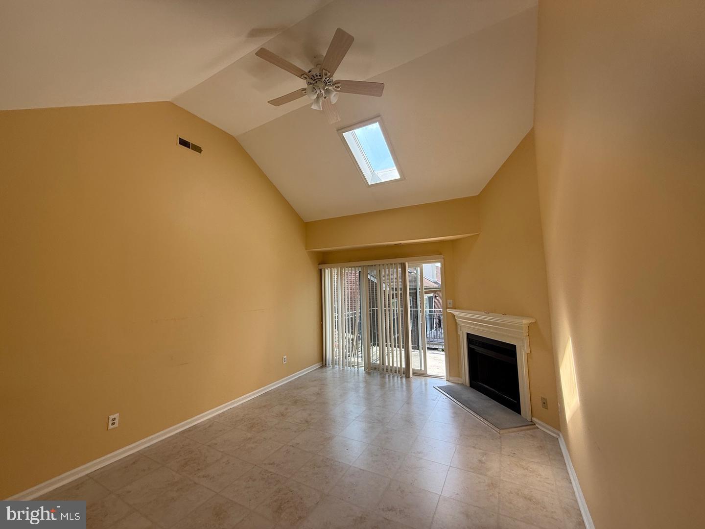 MAYFLOWER SQUARE - Residential Lease