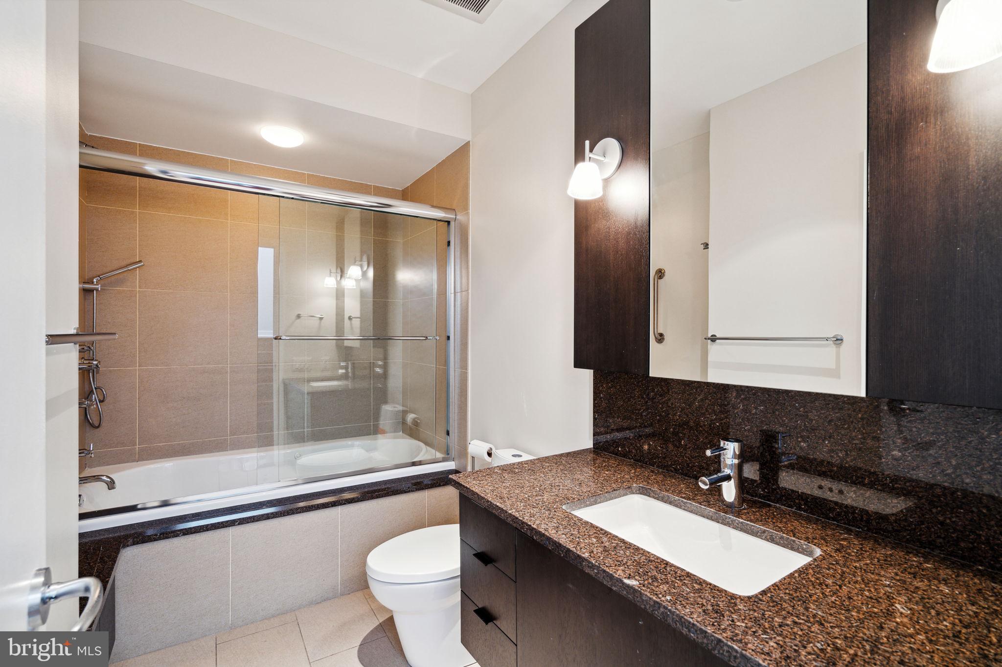 GRADUATE HOSPITAL - Residential