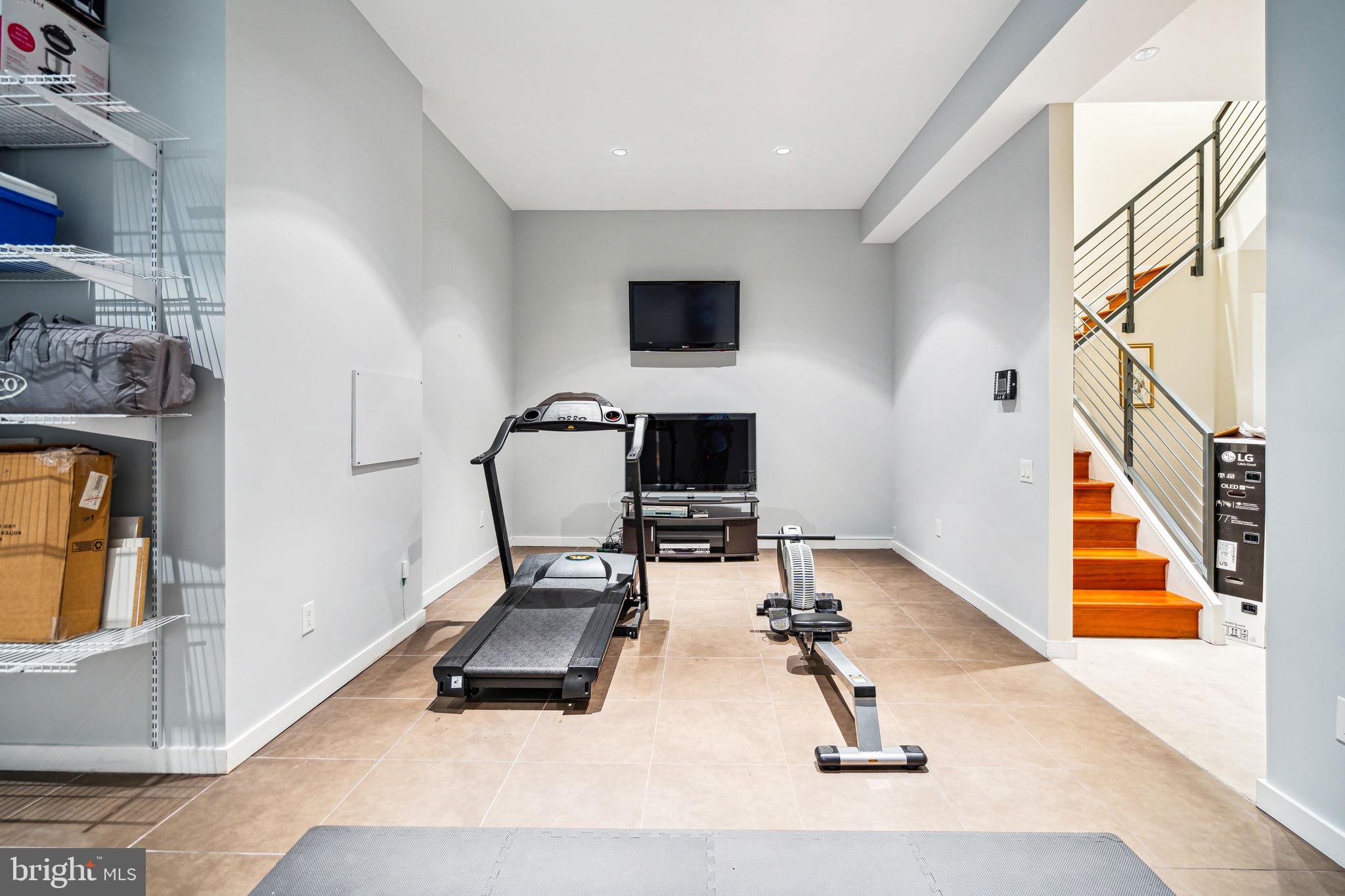 GRADUATE HOSPITAL - Residential