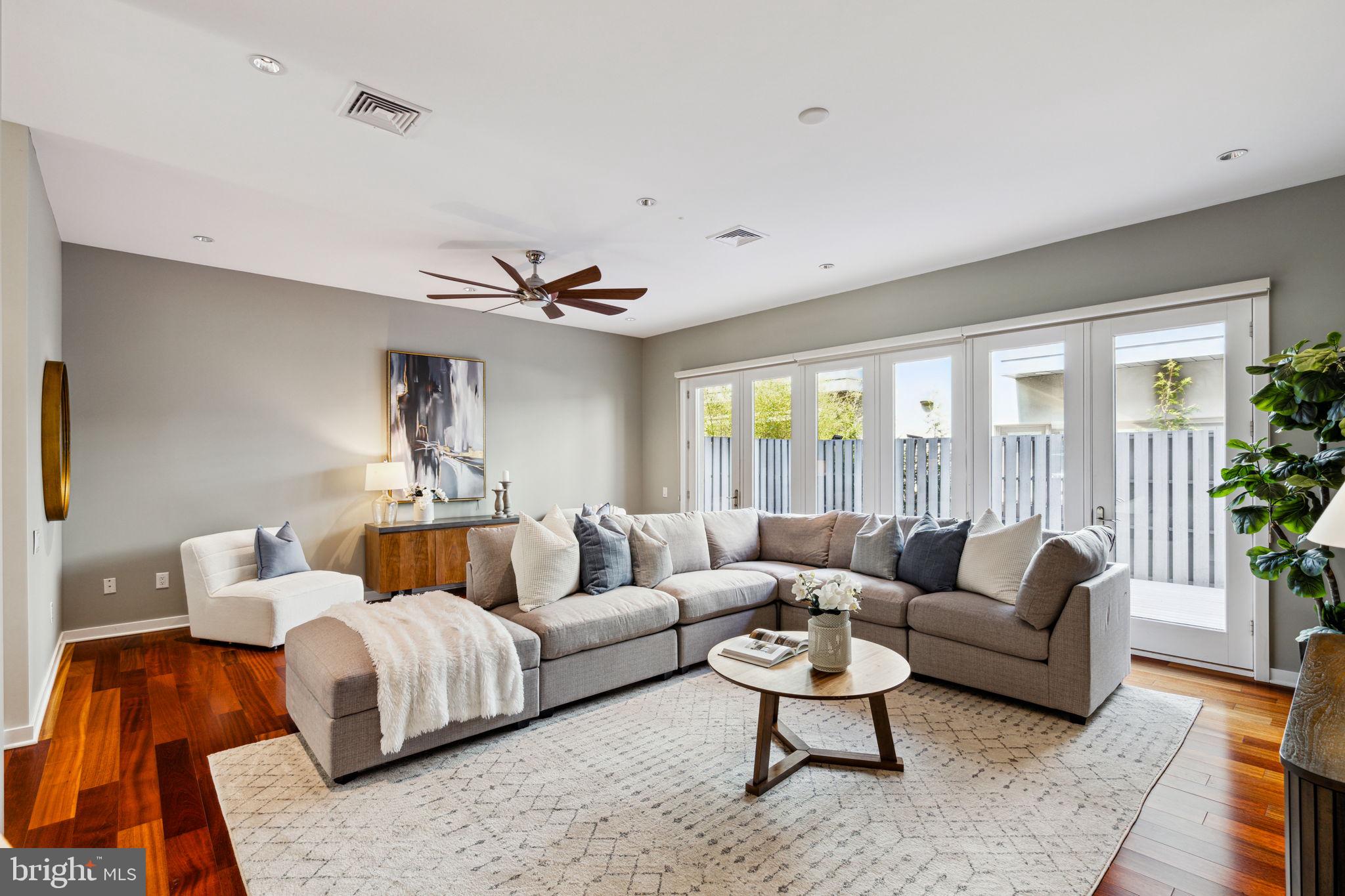 GRADUATE HOSPITAL - Residential