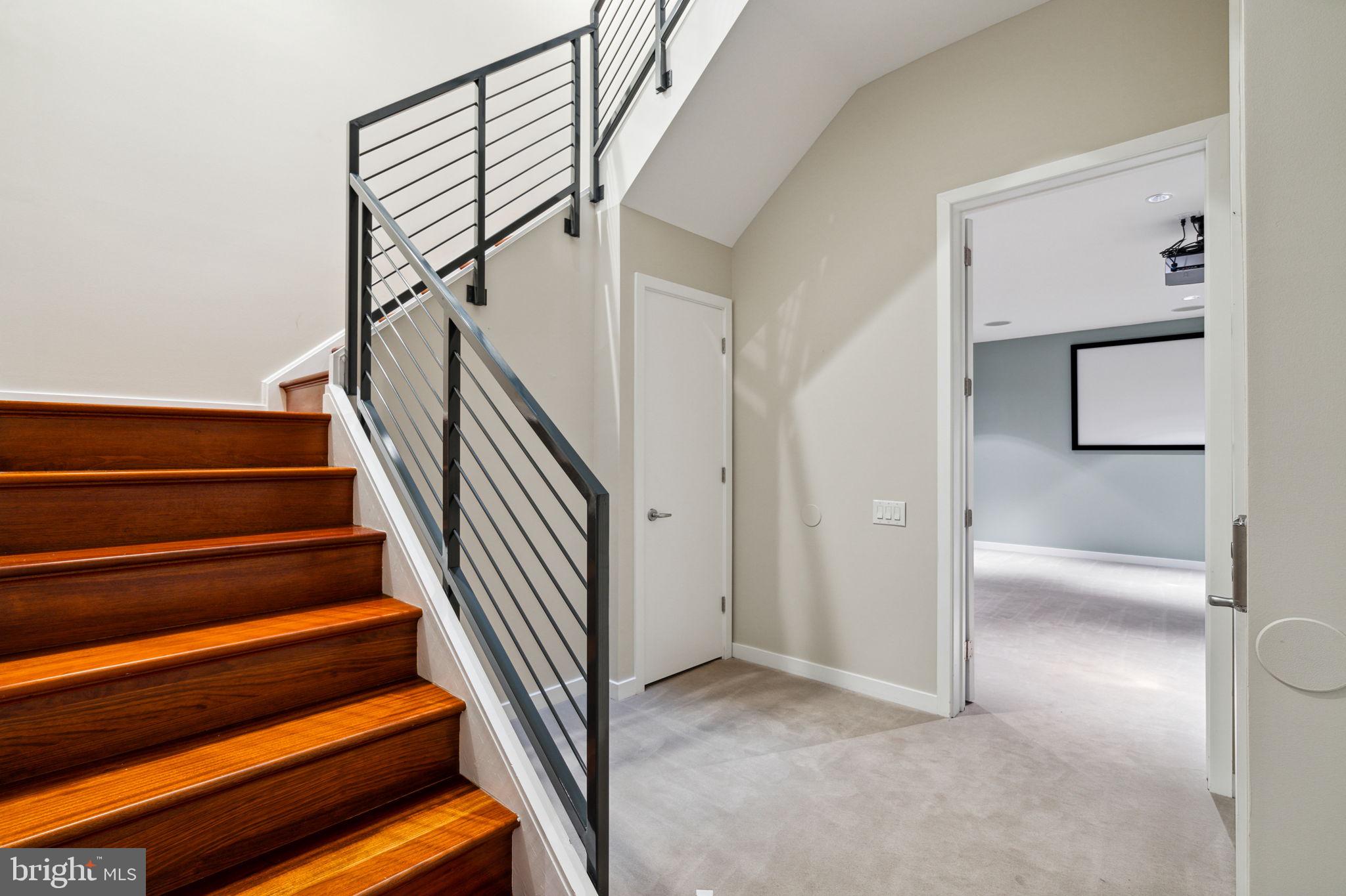 GRADUATE HOSPITAL - Residential