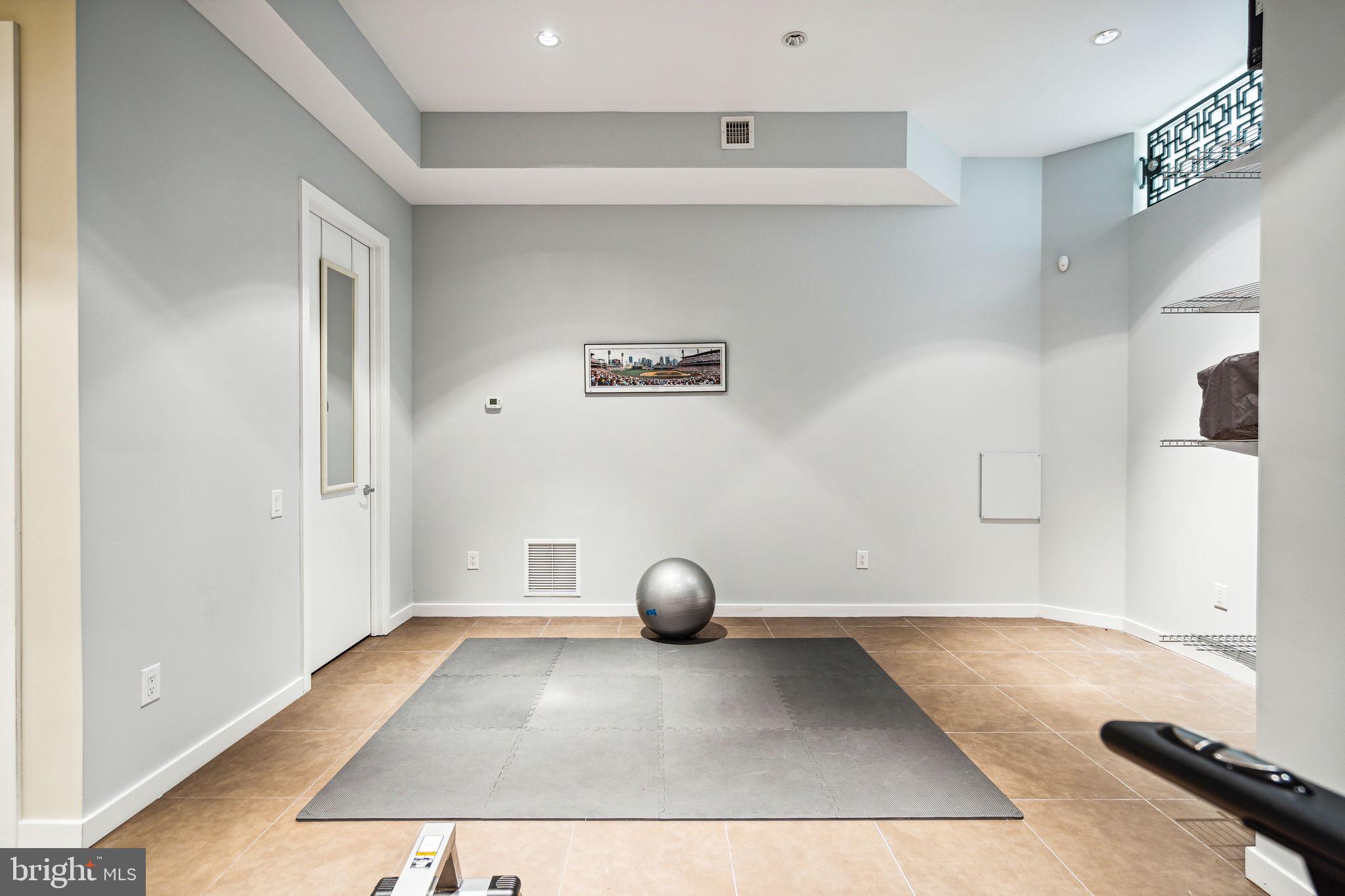 GRADUATE HOSPITAL - Residential