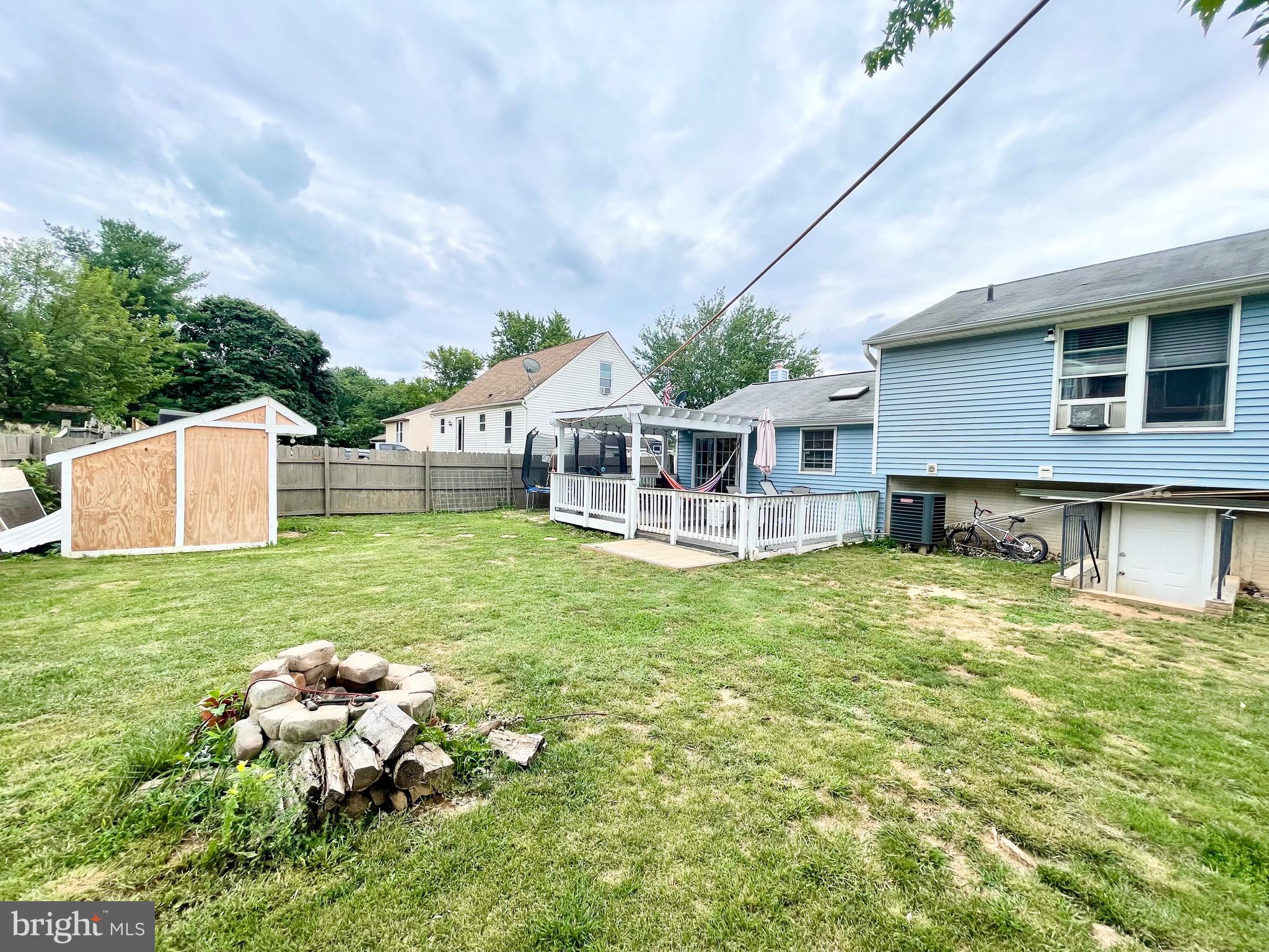 MT AIRY VILLAGE - Residential