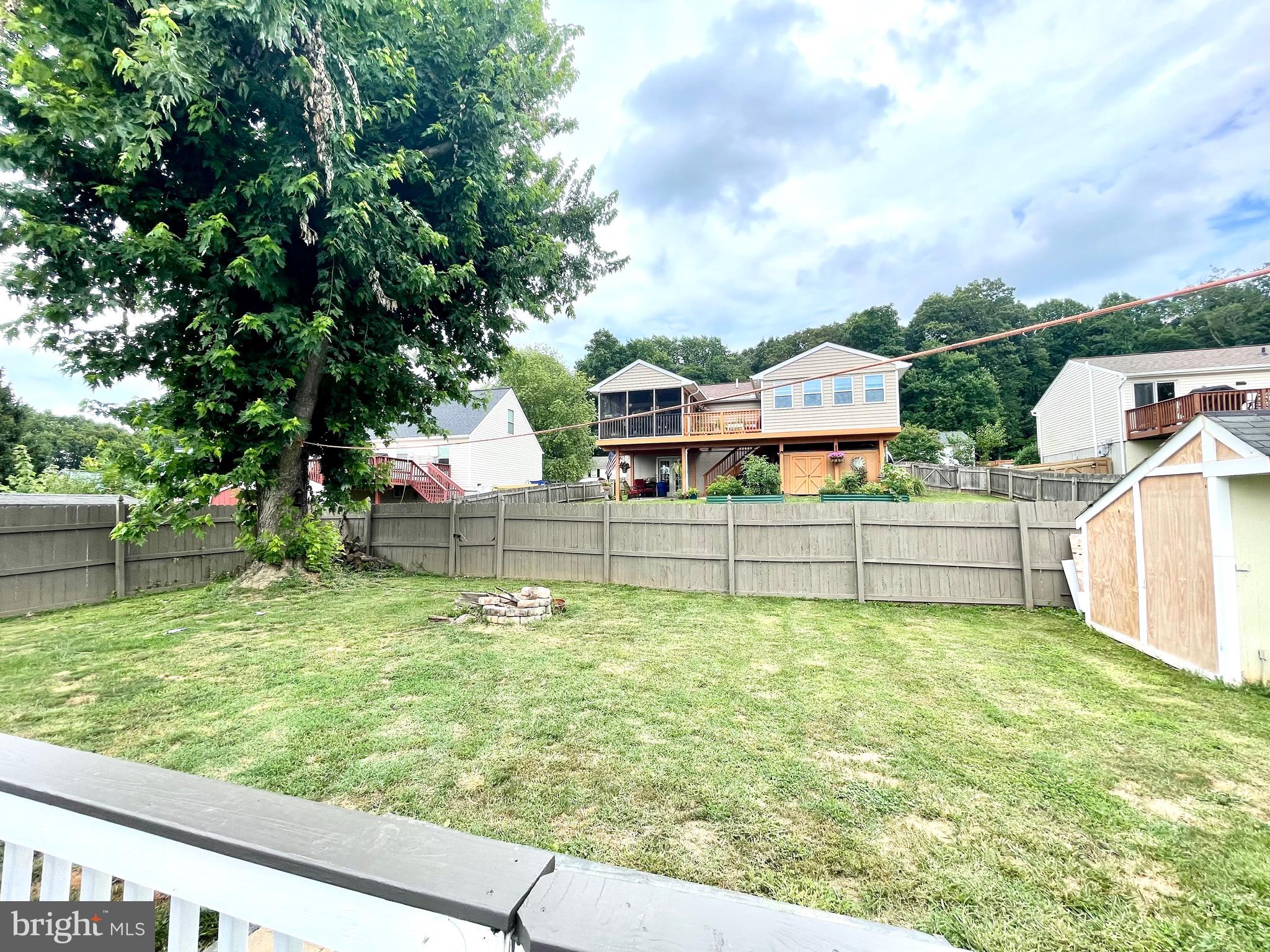 MT AIRY VILLAGE - Residential