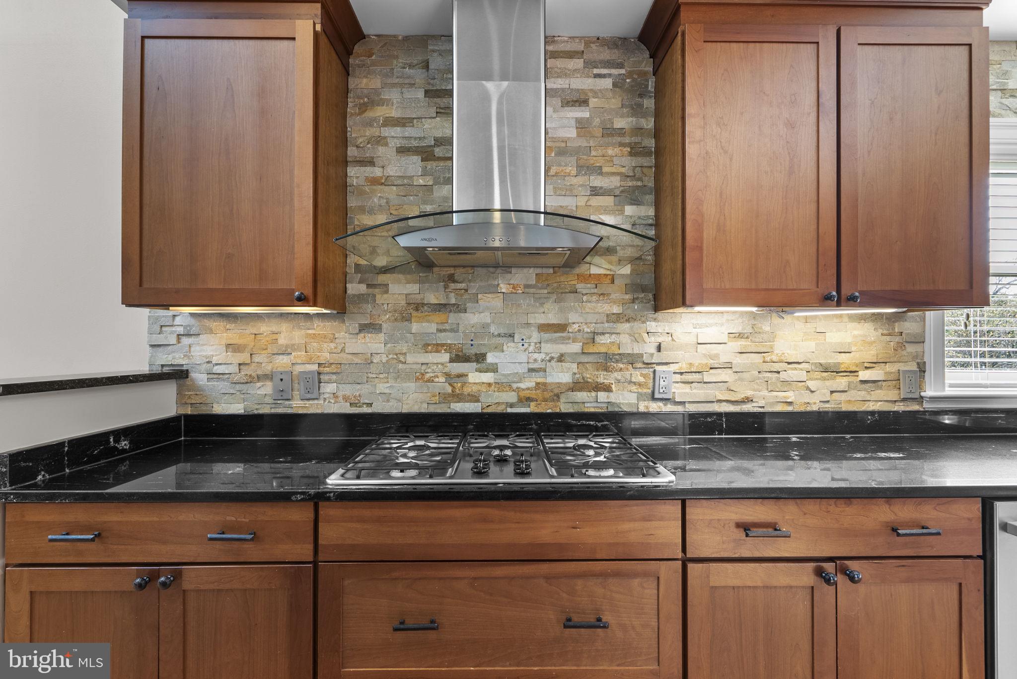 HILLWOOD - Residential