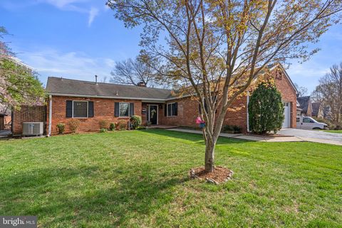 Photo of 6415 Shady Lane, FALLS CHURCH, VA 22042 (MLS # VAFX2300286)