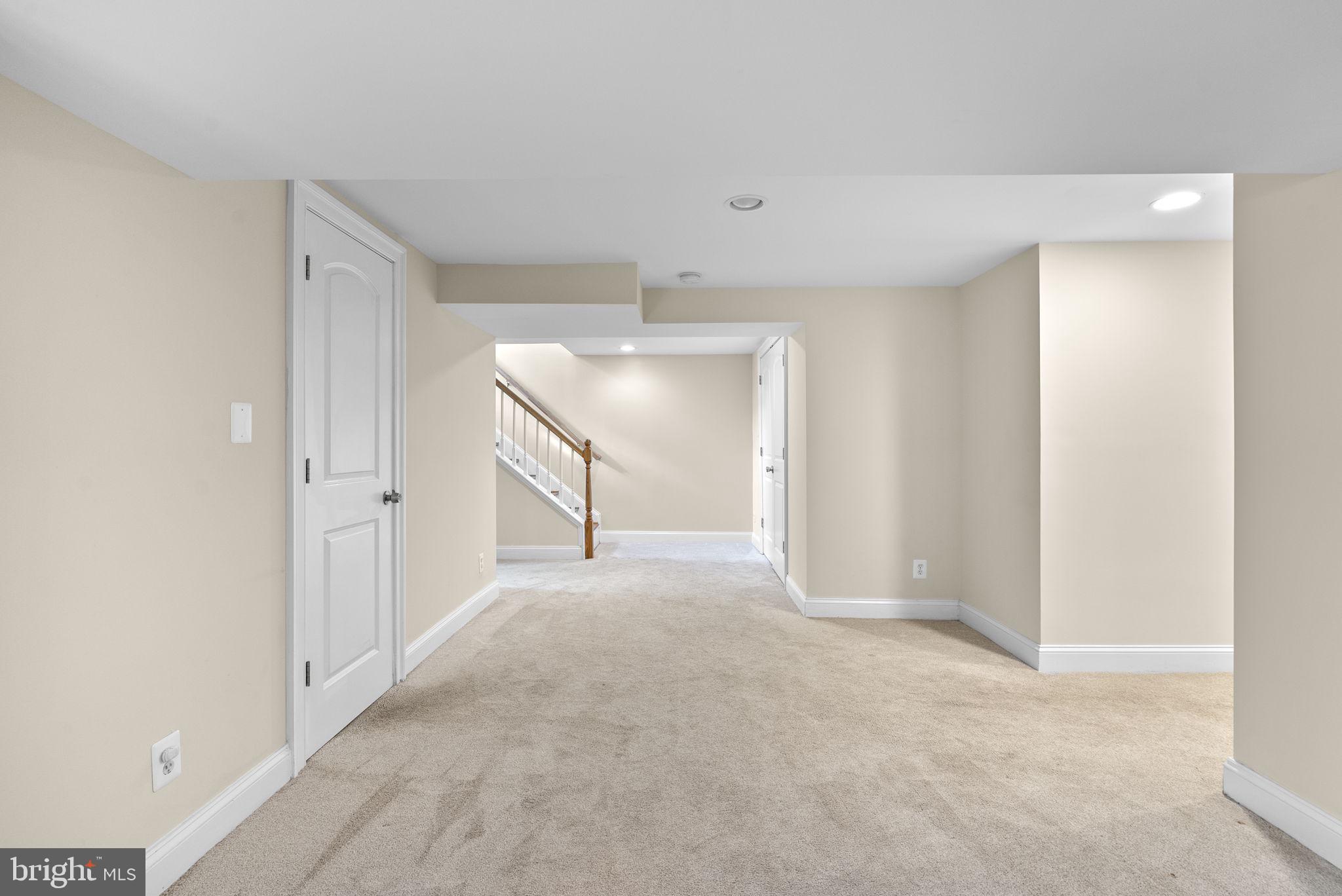 HILLWOOD - Residential