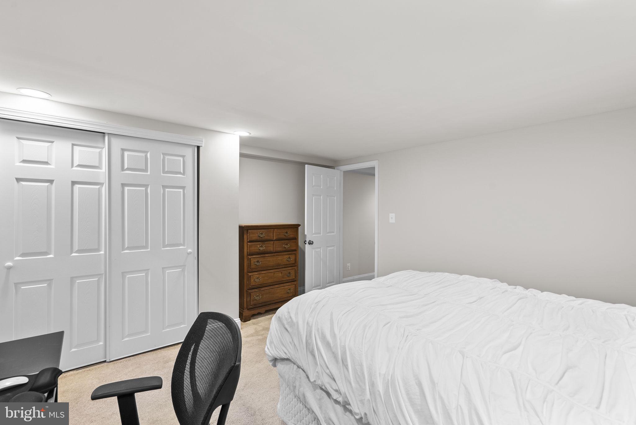 HILLWOOD - Residential