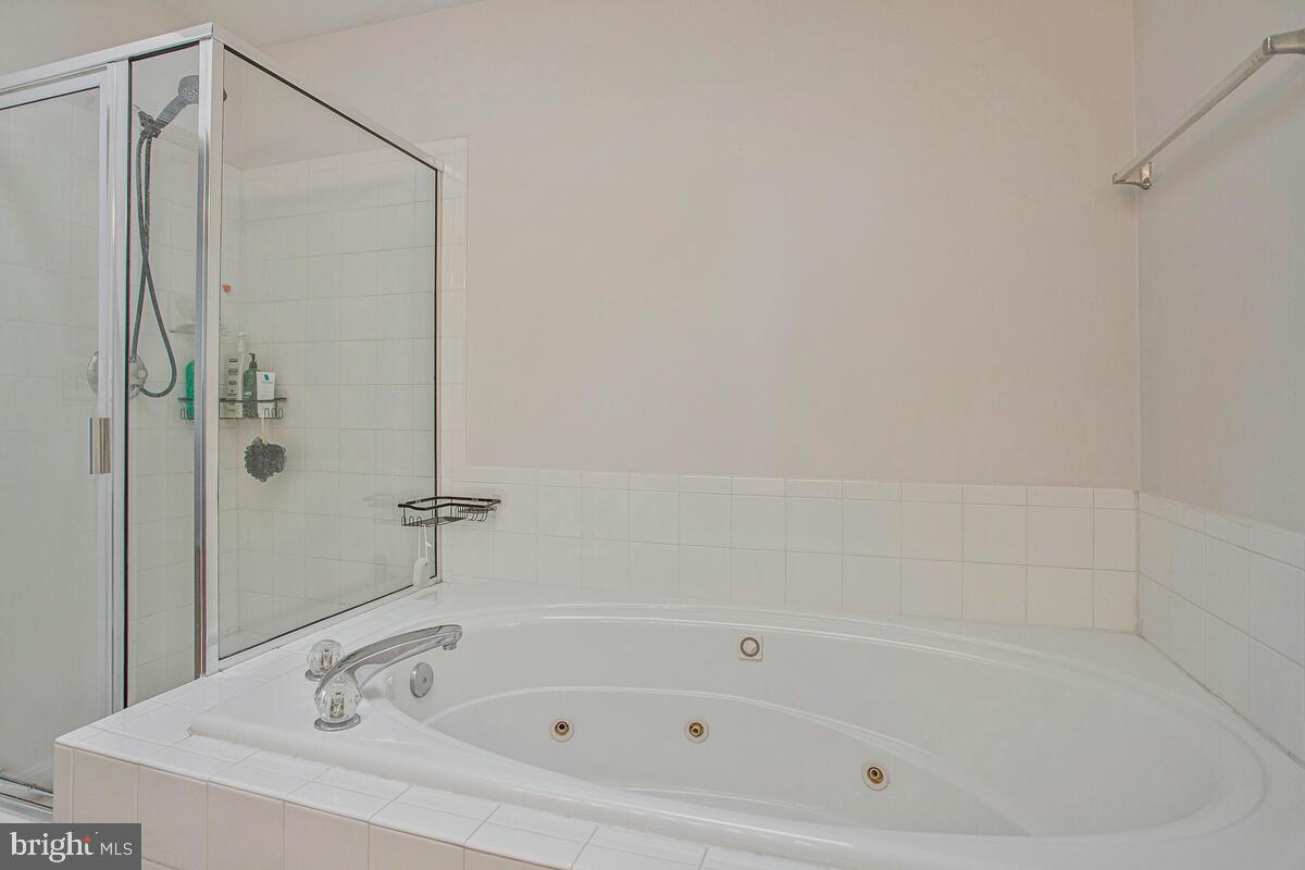 BAYVIEW HILLS - Residential