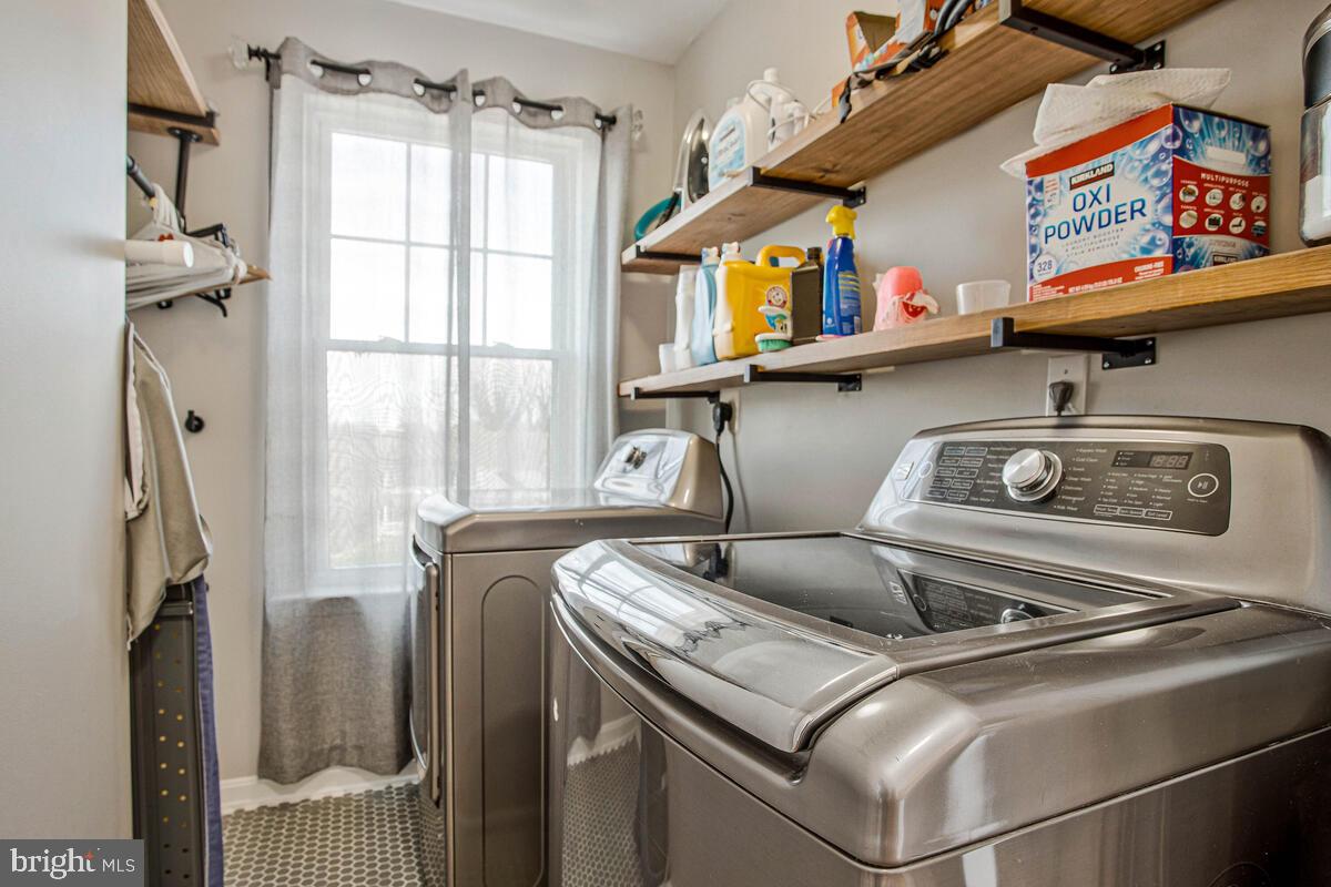 BAYVIEW HILLS - Residential