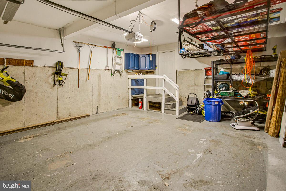 BAYVIEW HILLS - Residential