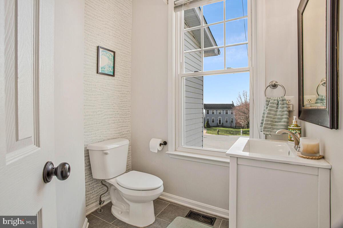 BAYVIEW HILLS - Residential