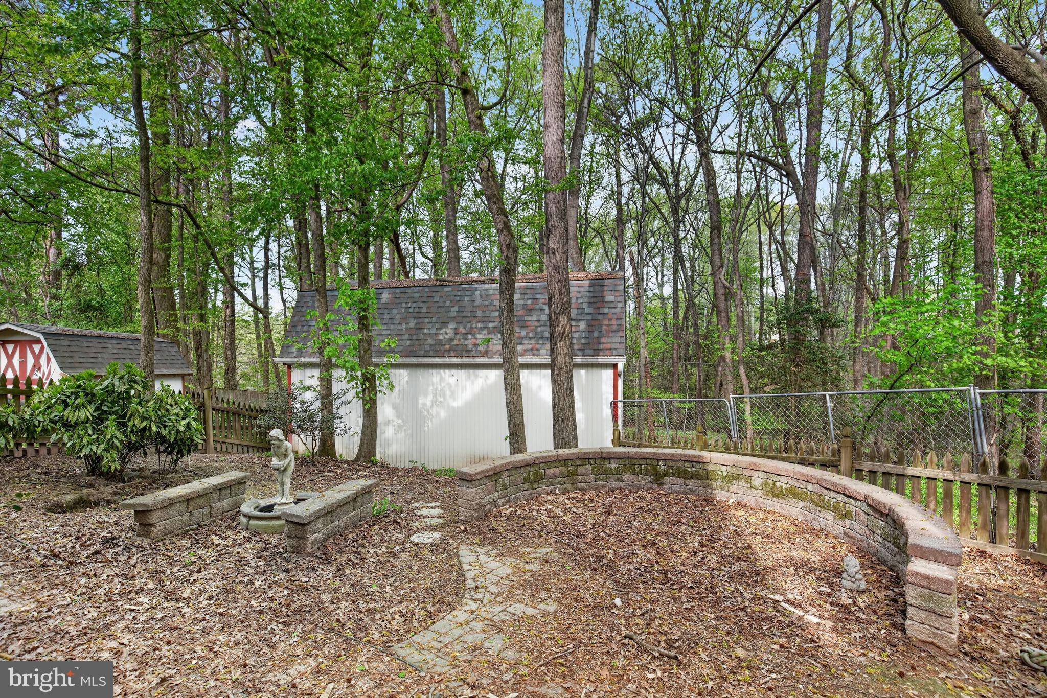 CLARKS RUN - Residential